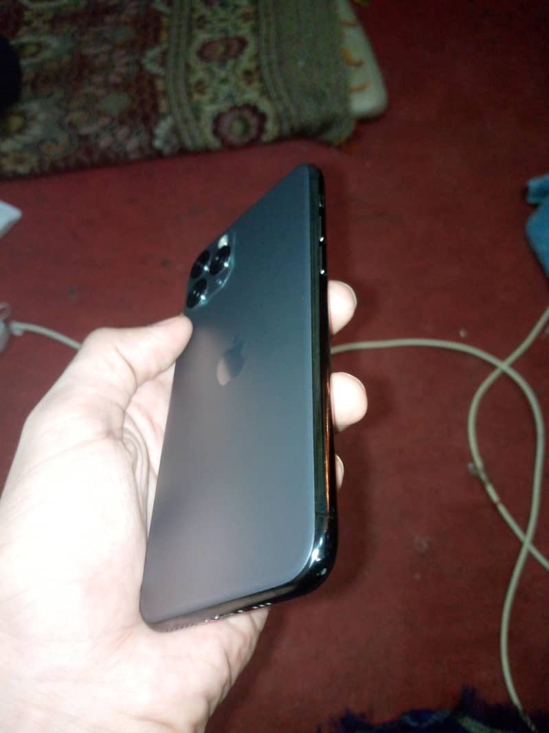Iphone 11 pro 5
