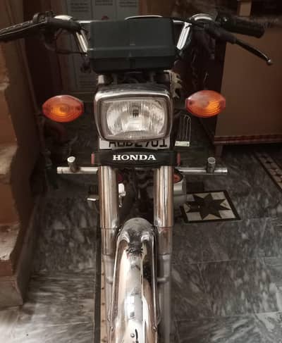 Crown 125