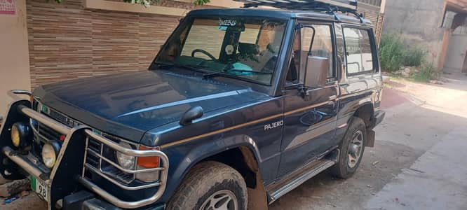Mitsubishi pajero
