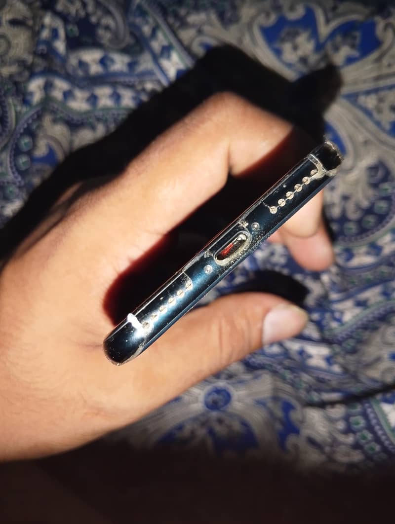 Apple iPhone SE 3