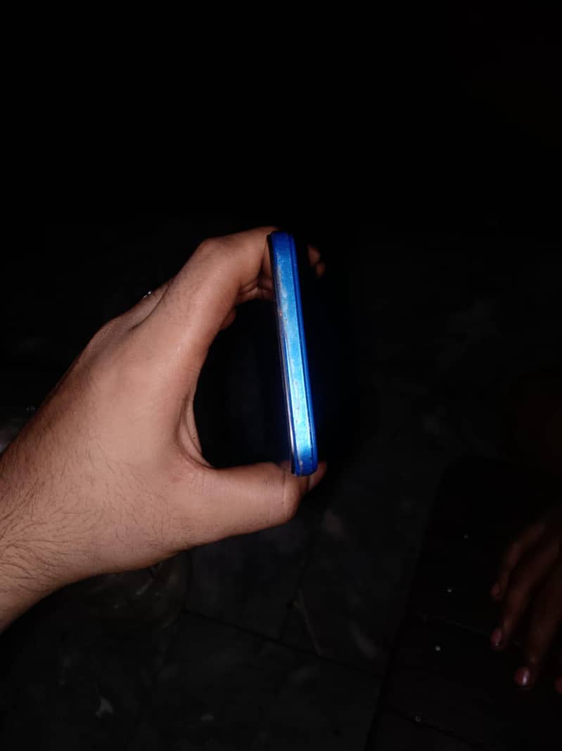 8 128 1