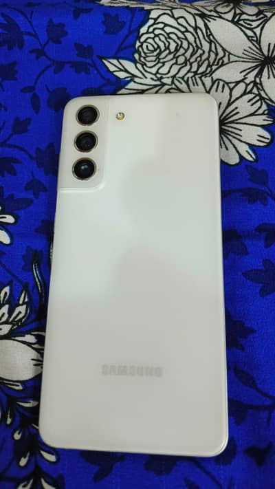 Samsung Mobile S21 FE