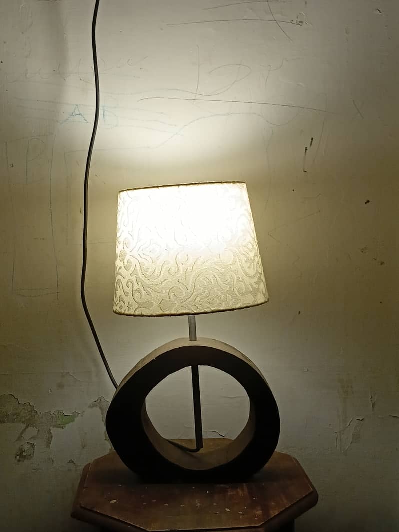 Table lamp 1