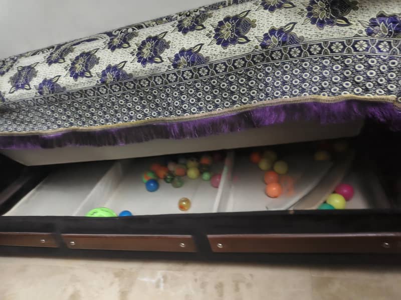 sofa kamnbesb 4