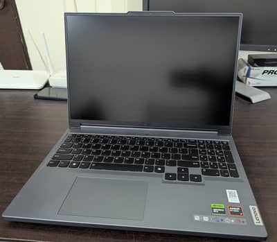 Lenovo Legion Slim 5 Gen9 Ryzen 7 8845HS RTX 4070