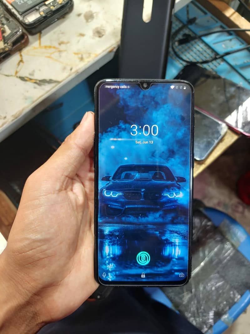 One Plus 6T 4