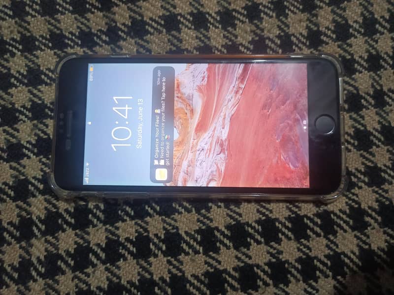 Apple iPhone 7 Plus 1