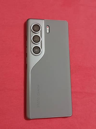 Camon 40 pro