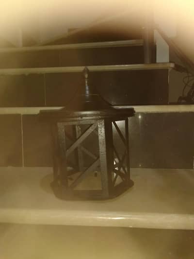 gate lamp