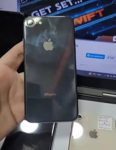Apple iPhone 8 256gb go my Watsap Number 0324-3829803