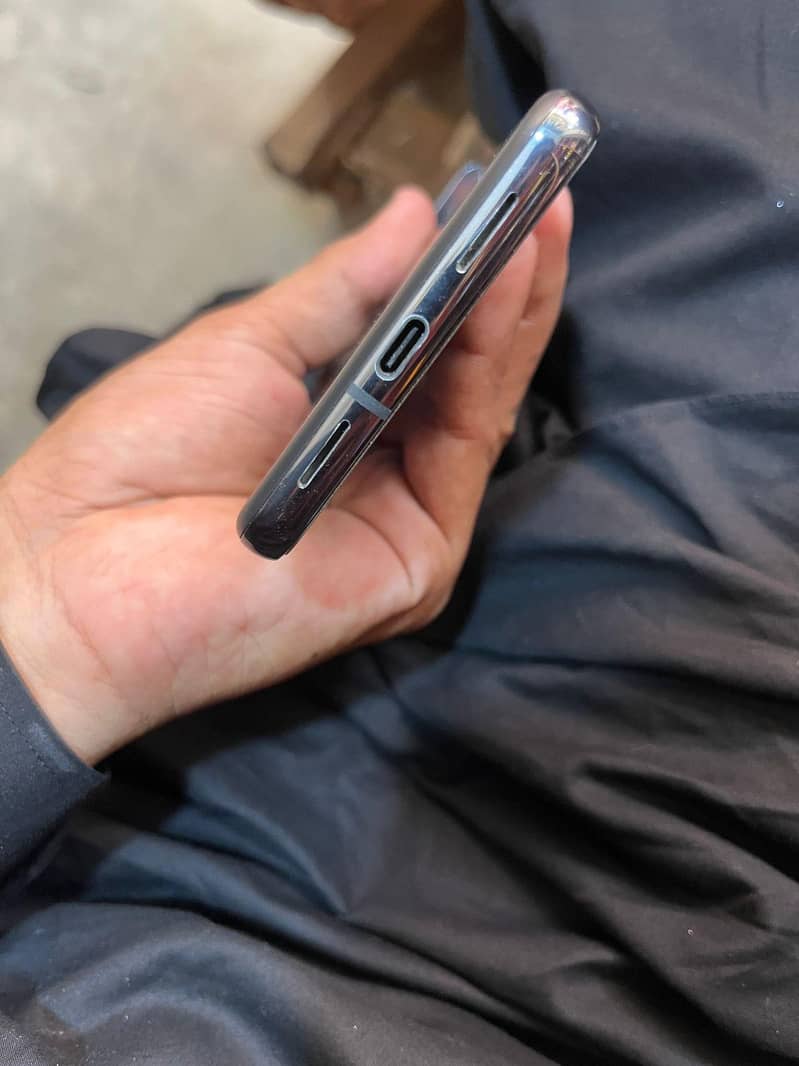 Google Pixel 8 Pro 3