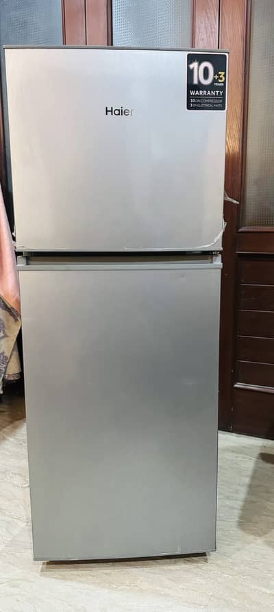 Haier Fridge HRF 186