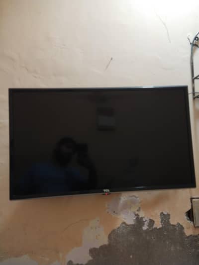 TCL LED