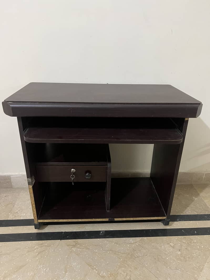Study table computer table for  sale E-11/4 0