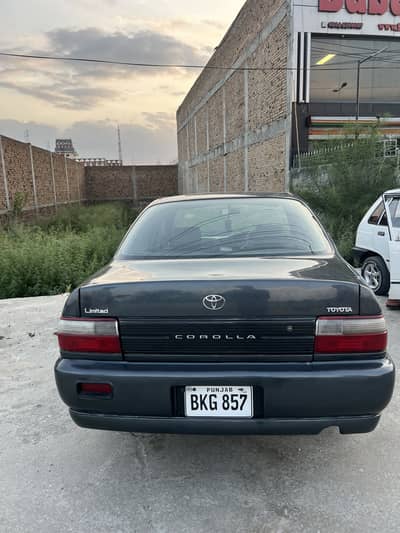 Toyota Corolla 2000