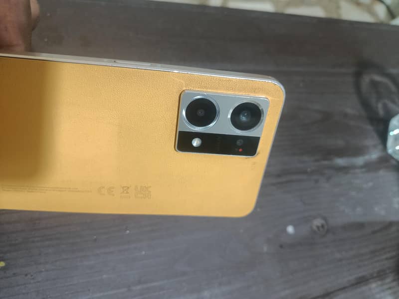 OPPO Reno7 2