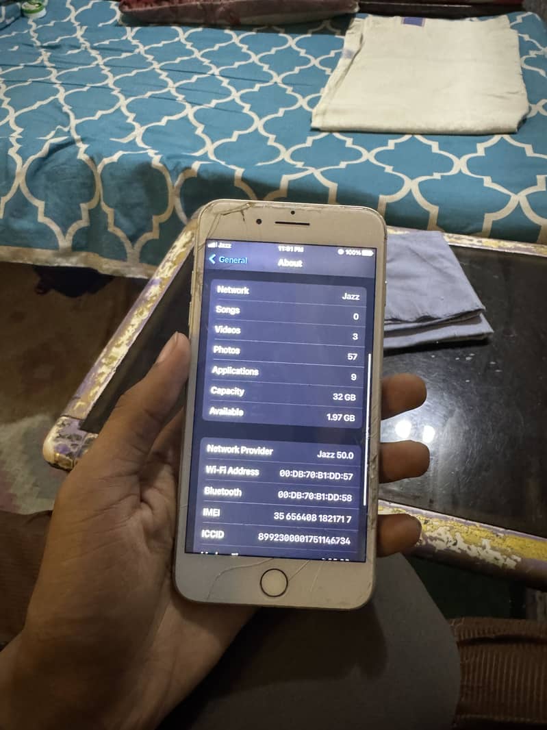 Apple iPhone 7 Plus 3