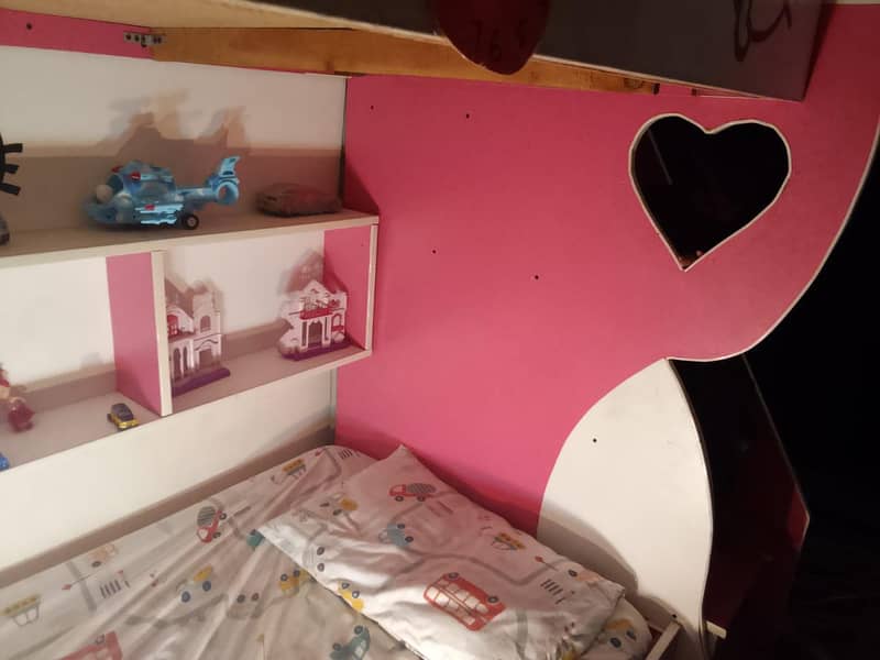 bunk bed 10