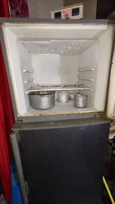 To sale the Haier Refrigerator