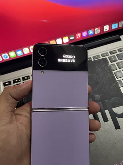Samsung Mobile Z Flip 4