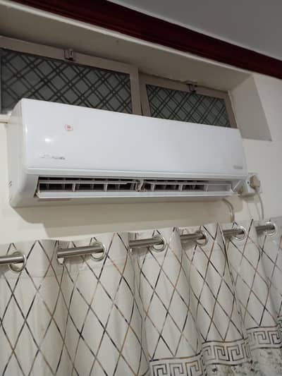 Dawlance Ac new in warranty of 10 years with all documents