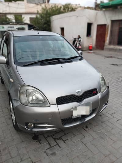 Toyota Vitz 2001