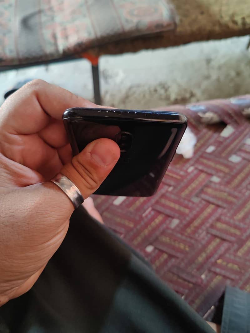 One Plus 6T 4