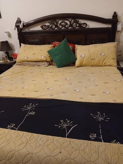 Sale of king size bed