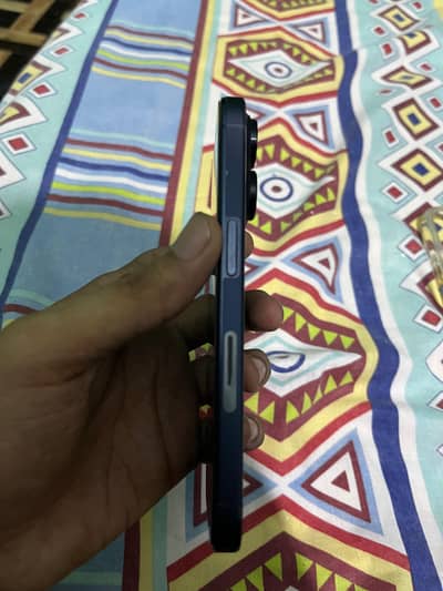 Apple iPhone 15 Pro 128 gb with box+data cable