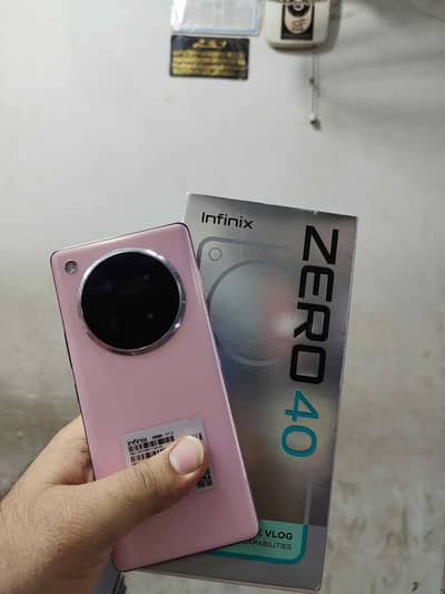 Infinix Zero 40