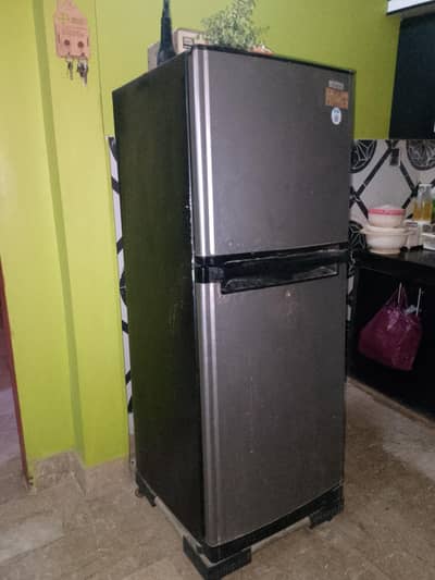 Orient Double Door Refrigerator 2014 Model without Stand