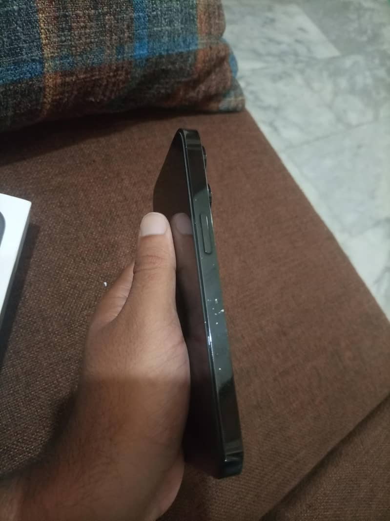 Iphone 14 pro(FU) 4