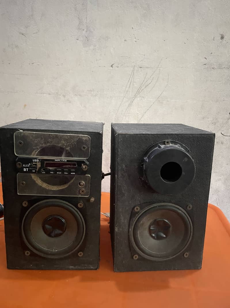 bluetooth speakers 0
