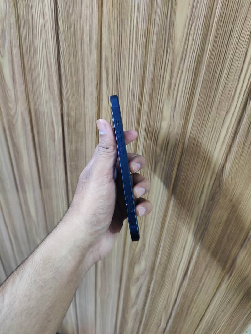 Iphone 13 2