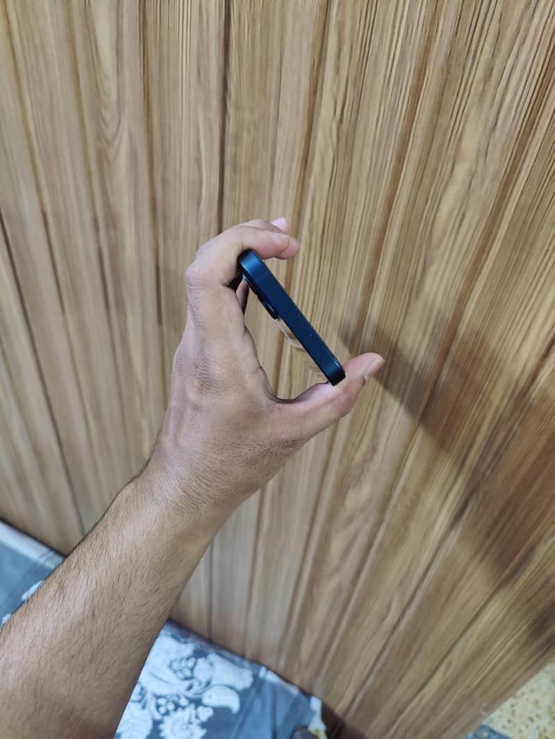 Iphone 13 3