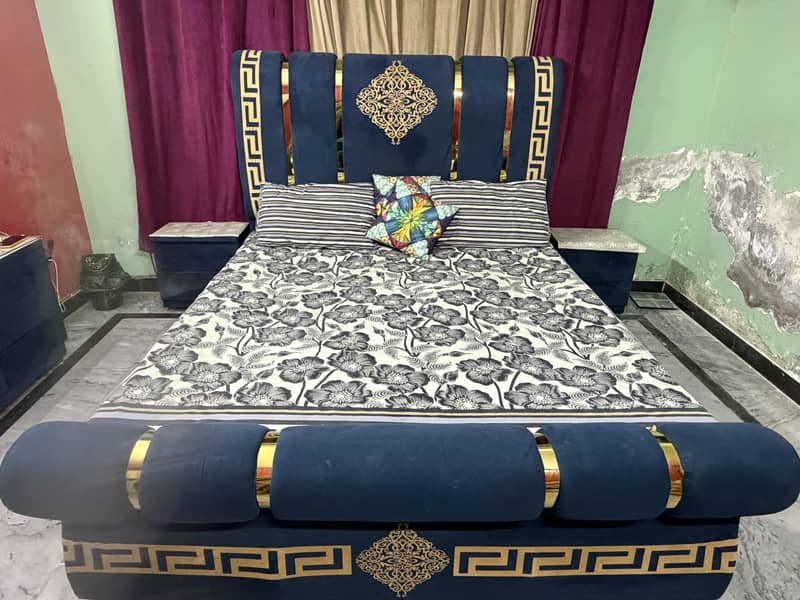 King size bed set 0
