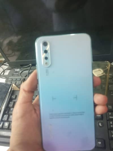 Vivo S1