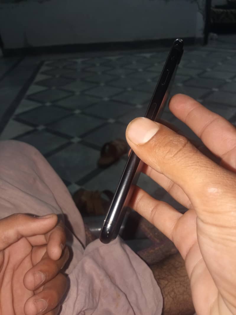 Apple iPhone 7 Plus 1
