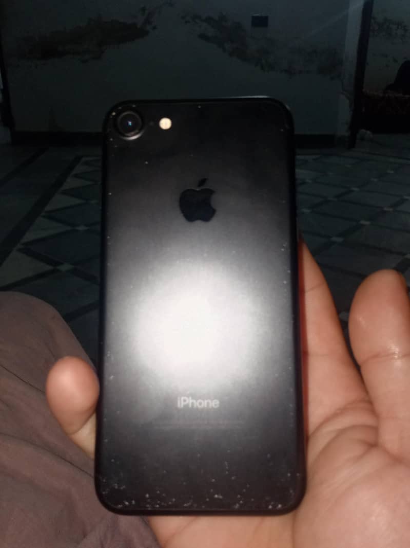 Apple iPhone 7 Plus 4
