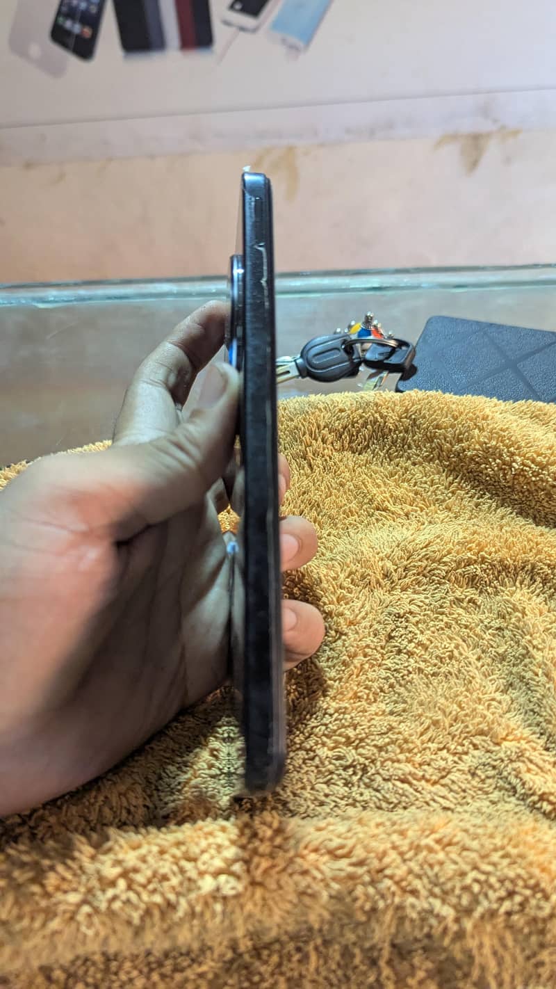 Xiaomi POCO C75 3