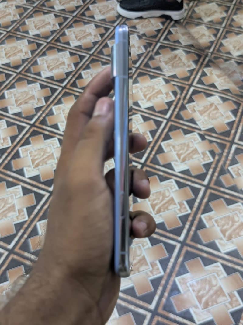 Google Pixel 8 Pro 4