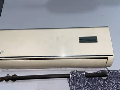 1 ton Orient AC Split