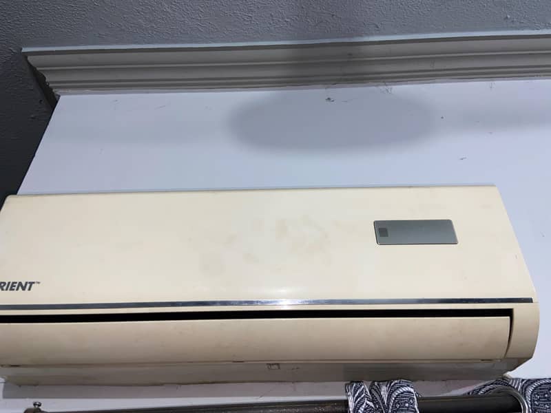 1 ton Orient AC Split 2