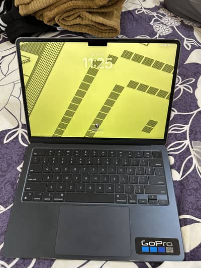 Apple Macbook Air M2 2022