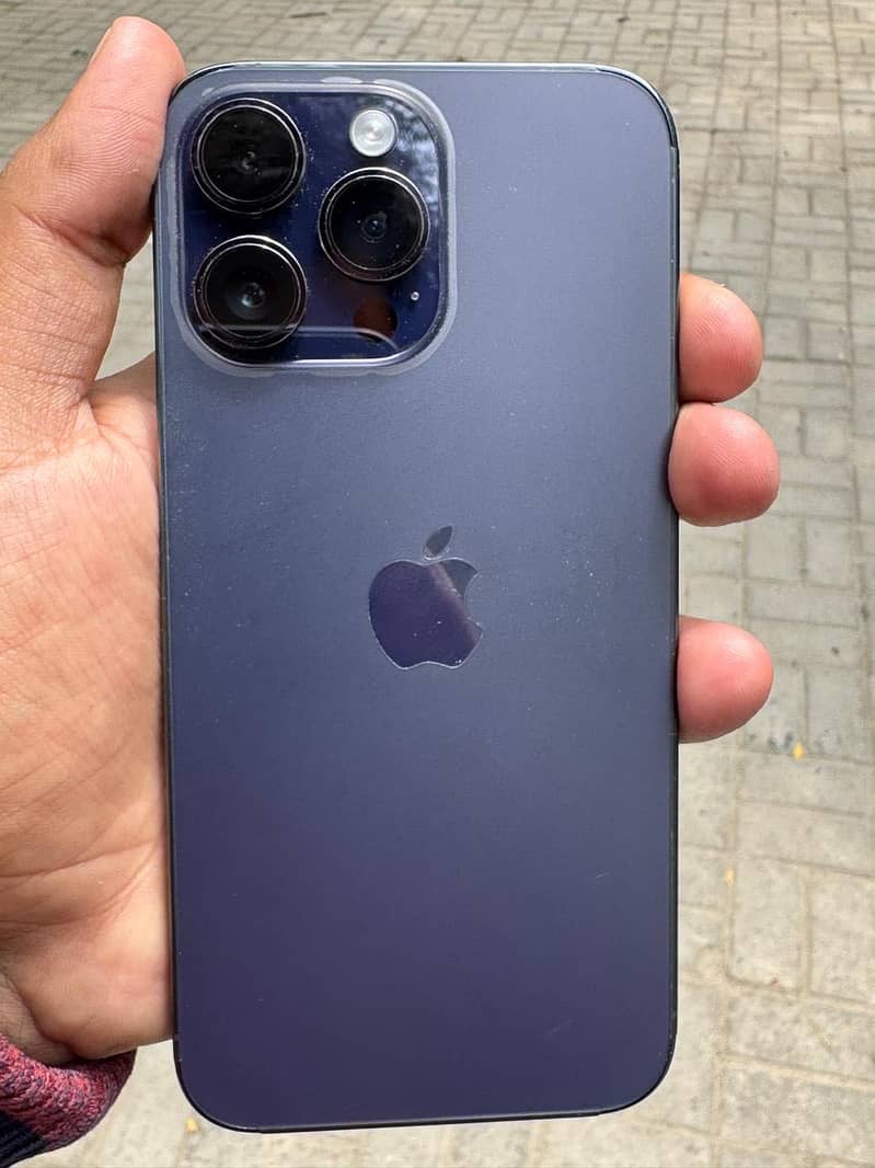 iPhone 14 Pro Max 4