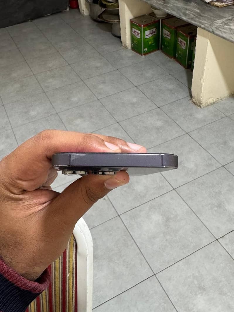 iPhone 14 Pro Max 5
