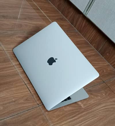 Apple MacBook pro 2020_13.3"inch | 32GB | 512GB SSD