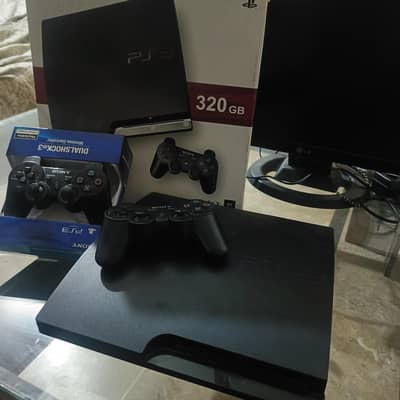 Play Station 3 (ps3) with box & controller