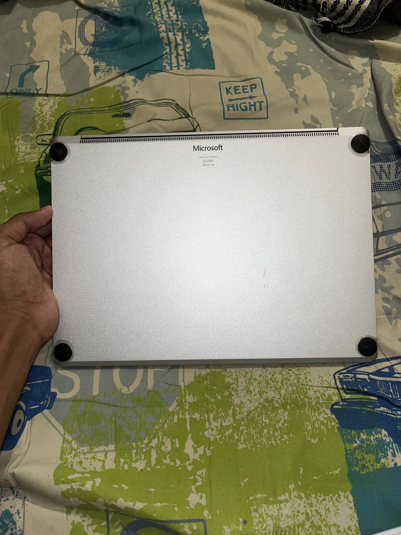 Microsoft surface 4 4
