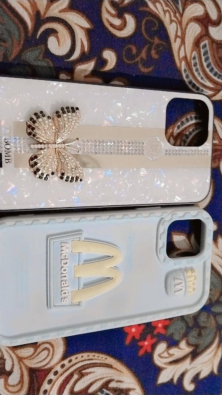 Apple iPhone 12 4